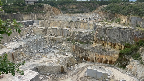 Rachat de la Société des Carrières de Lanhélin (SOCAL)